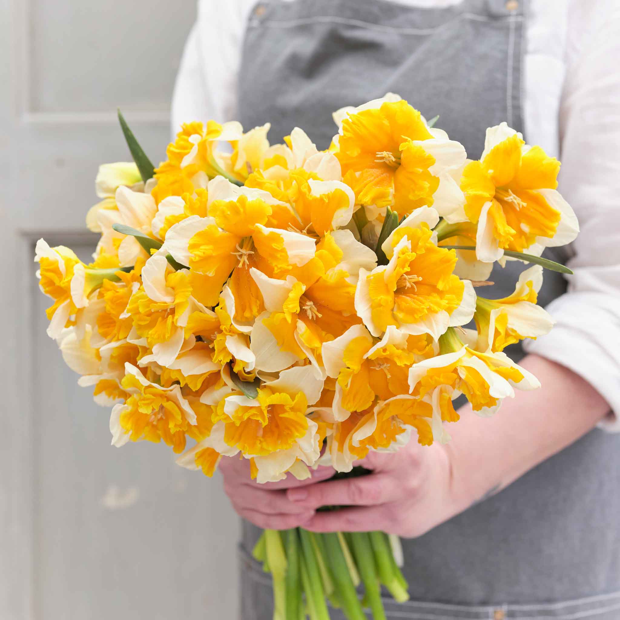 Happy Birthday Spring Flower Daffodil Bouquet Ceramic Ornament | Daffodil  bouquet, Happy birthday gifts, Spring flowers