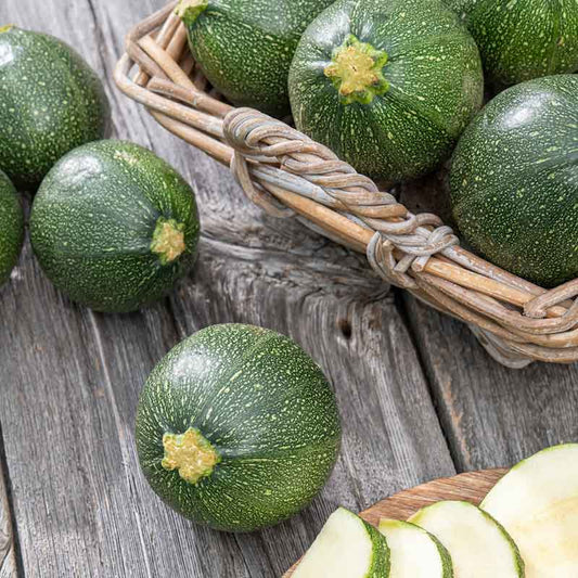 squash round zucchini | copyright: Floramedia UK Ltd